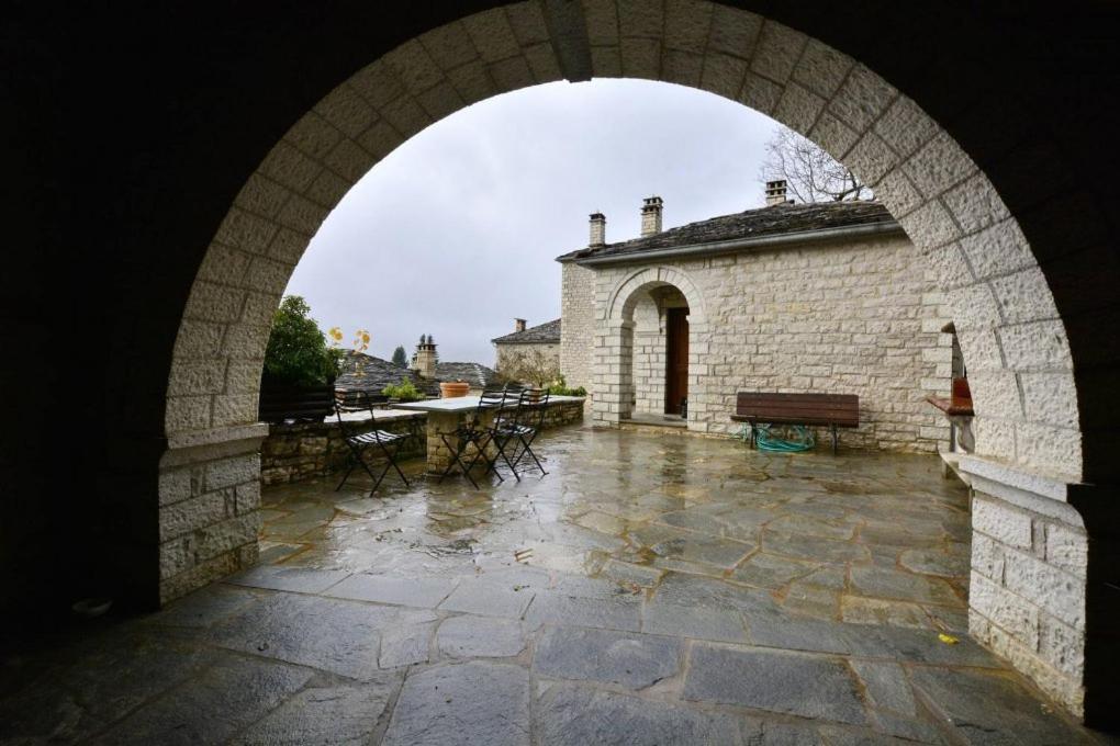 Nikolas Guesthouse Koukkouli Экстерьер фото